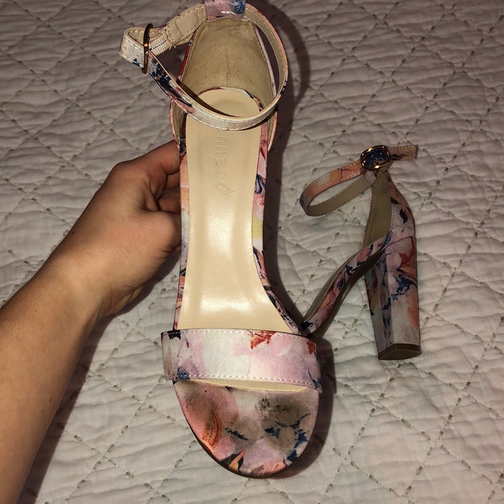 Bamboo Patterned Heels - Picture 2 of 2